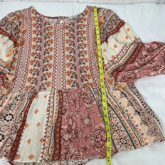 American Eagle Outfitters Embroidered Tassel Ballon Sleeve Top Size Large - Picture 9 of 9
